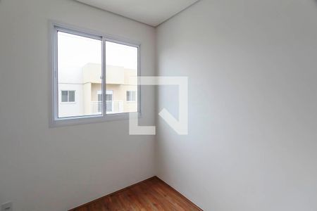 Quarto 2 de apartamento para alugar com 2 quartos, 34m² em Vila Ema, São Paulo