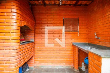 Casa à venda com 229m², 3 quartos e 3 vagas Casa à venda com 229m², 3 quartos e 3 vagasChurrasqueira