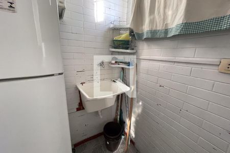 Cozinha de casa para alugar com 1 quarto, 44m² em Jardim Vinte E Cinco de Agosto, Duque de Caxias