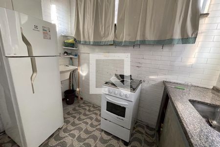 Cozinha de casa para alugar com 1 quarto, 44m² em Jardim Vinte E Cinco de Agosto, Duque de Caxias