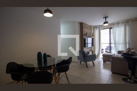 Sala de apartamento para alugar com 2 quartos, 66m² em Recreio dos Bandeirantes, Rio de Janeiro