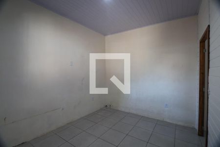 Quarto de casa para alugar com 1 quarto, 70m² em Mathias Velho, Canoas