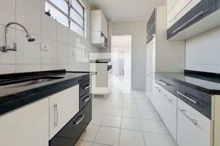 Apartamento à venda com 74m², 2 quartos e 1 vaga Apartamento à venda com 74m², 2 quartos e 1 vagaCozinha