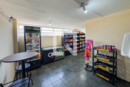 Apartamento à venda com 74m², 2 quartos e 1 vaga Apartamento à venda com 74m², 2 quartos e 1 vagaMercado 24 Horas