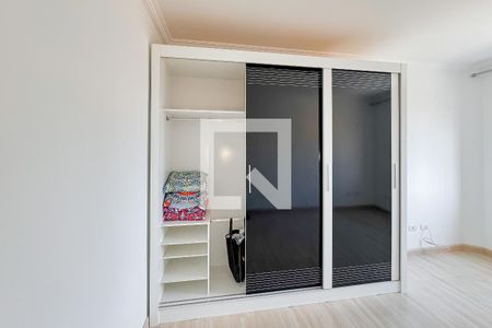 Apartamento à venda com 74m², 2 quartos e 1 vaga Apartamento à venda com 74m², 2 quartos e 1 vagaQuarto 2 - Armários