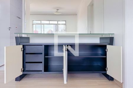 Apartamento à venda com 74m², 2 quartos e 1 vaga Apartamento à venda com 74m², 2 quartos e 1 vagaDetalhe Sala