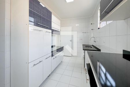Apartamento à venda com 74m², 2 quartos e 1 vaga Apartamento à venda com 74m², 2 quartos e 1 vagaCozinha