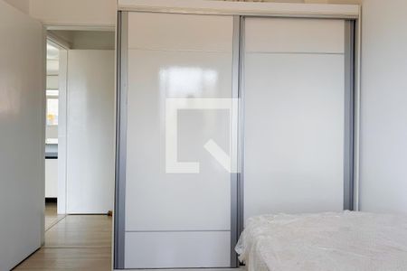 Apartamento à venda com 74m², 2 quartos e 1 vaga Apartamento à venda com 74m², 2 quartos e 1 vagaQuarto 1 - Armários
