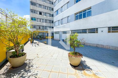 Apartamento à venda com 74m², 2 quartos e 1 vaga Apartamento à venda com 74m², 2 quartos e 1 vagaÁrea comum - Playground