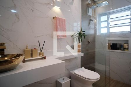 Casa à venda com 150m², 3 quartos e 2 vagas Casa à venda com 150m², 3 quartos e 2 vagasBanheiro