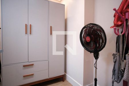 Casa à venda com 150m², 3 quartos e 2 vagas Casa à venda com 150m², 3 quartos e 2 vagasQuarto 2