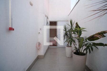 Casa à venda com 150m², 3 quartos e 2 vagas Casa à venda com 150m², 3 quartos e 2 vagasVaranda Quarto 2v