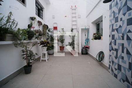 Casa à venda com 150m², 3 quartos e 2 vagas Casa à venda com 150m², 3 quartos e 2 vagasÁrea Externa