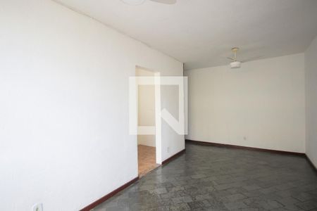 Sala de apartamento para alugar com 2 quartos, 63m² em Colubande, São Gonçalo