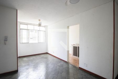 Sala de apartamento para alugar com 2 quartos, 63m² em Colubande, São Gonçalo