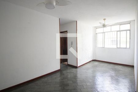 Sala de apartamento para alugar com 2 quartos, 63m² em Colubande, São Gonçalo