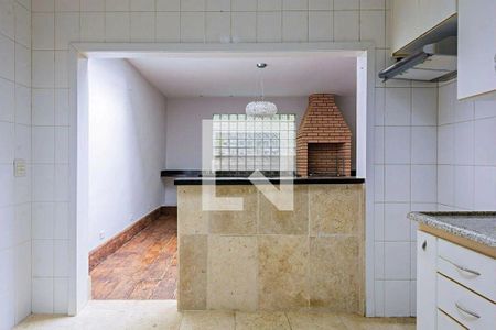 Casa à venda com 3 quartos, 113m² em Vila Elvira, São Paulo