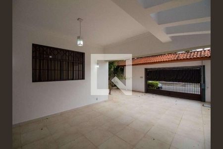 Casa à venda com 4 quartos, 280m² em Jardim Campo Grande, São Paulo