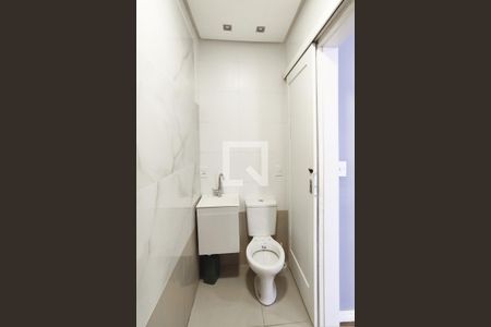 Apartamento para alugar com 60m², 2 quartos e sem vaga Apartamento para alugar com 60m², 2 quartos e sem vagaBanheiro