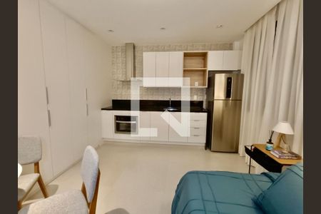 Studio de kitnet/studio à venda com 1 quarto, 26m² em Copacabana, Rio de Janeiro