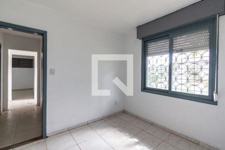 Quarto 1 de casa para alugar com 5 quartos, 220m² em Medianeira, Porto Alegre