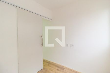 Quarto de kitnet/studio para alugar com 1 quarto, 26m² em Conjunto Residencial José Bonifácio, São Paulo