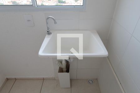 Sala e Cozinha de apartamento para alugar com 2 quartos, 45m² em Mantiqueira, Belo Horizonte