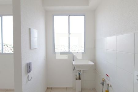 Sala e Cozinha de apartamento para alugar com 2 quartos, 45m² em Mantiqueira, Belo Horizonte