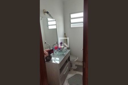 Banheiro de casa à venda com 2 quartos, 112m² em Vila Alto de Santo Andre, Santo André