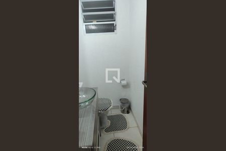 Banheiro de casa à venda com 2 quartos, 112m² em Vila Alto de Santo Andre, Santo André