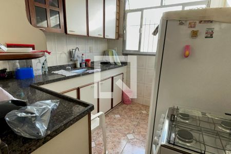 Cozinha de casa para alugar com 1 quarto, 70m² em Jardim Vinte E Cinco de Agosto, Duque de Caxias