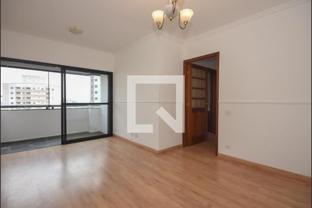 Sala de apartamento à venda com 3 quartos, 101m² em Vila Suzana, São Paulo