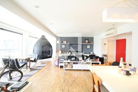 Sala de apartamento para alugar com 3 quartos, 180m² em Jardim Panorama, São Paulo