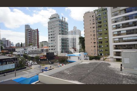 Vista de apartamento para alugar com 3 quartos, 96m² em Centro, Florianópolis