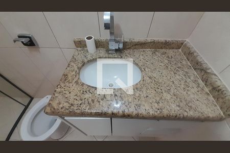 Banheiro Social de apartamento para alugar com 1 quarto, 60m² em Boqueirão, Praia Grande