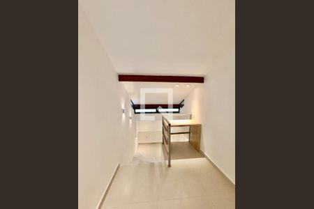 Hall de apartamento à venda com 1 quarto, 44m² em Copacabana, Rio de Janeiro