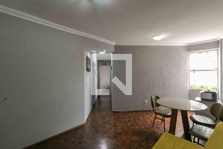 Sala de apartamento à venda com 2 quartos, 80m² em Itapoã, Belo Horizonte