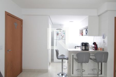 Sala de apartamento à venda com 2 quartos, 44m² em Vila Cloris, Belo Horizonte