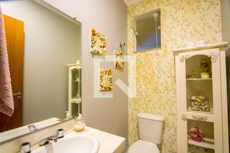 Lavabo de casa para alugar com 3 quartos, 350m² em Vila Scarpelli, Santo André