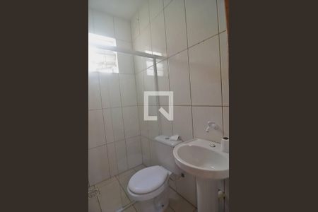 Banheiro de casa à venda com 1 quarto, 40m² em Mato Grande, Canoas