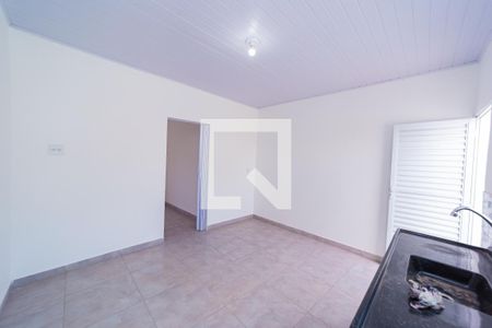 Sala/Cozinha de casa para alugar com 1 quarto, 30m² em Jardim Lisboa, São Paulo