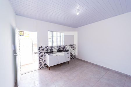 Sala/Cozinha de casa para alugar com 1 quarto, 30m² em Jardim Lisboa, São Paulo