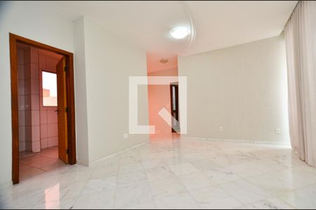 Sala de estar de apartamento à venda com 4 quartos, 150m² em Sagrada Família, Belo Horizonte