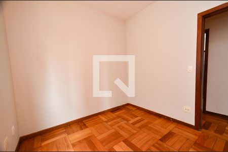 Quarto1 de apartamento à venda com 4 quartos, 150m² em Sagrada Família, Belo Horizonte