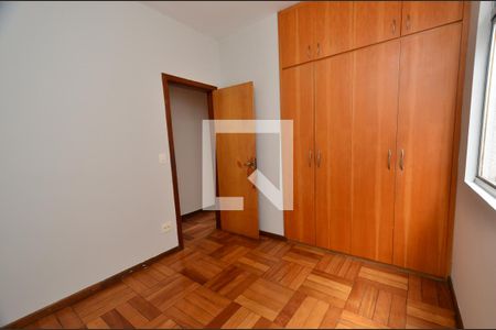 Quarto1 de apartamento à venda com 4 quartos, 150m² em Sagrada Família, Belo Horizonte