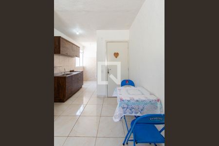 Sala de apartamento para alugar com 2 quartos, 70m² em São Luis, Canoas