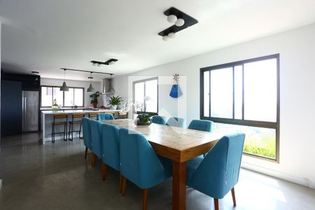 Sala 3 de apartamento à venda com 4 quartos, 300m² em Vila Suzana, São Paulo