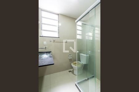 Banheiro de apartamento para alugar com 1 quarto, 60m² em Vila da Penha, Rio de Janeiro