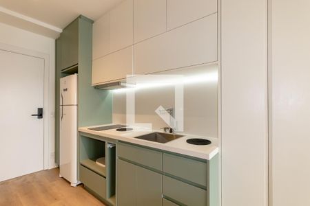 Cozinha de kitnet/studio à venda com 1 quarto, 30m² em Indianópolis, São Paulo