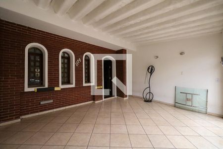 Casa para alugar com 200m², 2 quartos e 2 vagas Casa para alugar com 200m², 2 quartos e 2 vagasGaragem